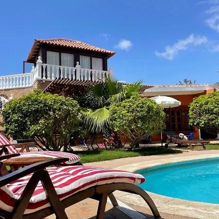 Luxury Beach Villa-2